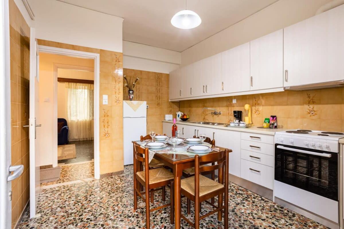 Seaside Family Haven - Avia'S Spacious Getaway ภายนอก รูปภาพ